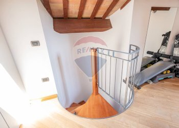 SOFFITTA - Villa strada provinciale 2
 
5, Apiro - foto 35