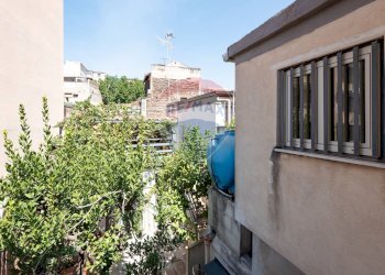 Edificio all\'aperto - Casa indipendente via Sebastiano Catania
 
28, Catania - foto 45