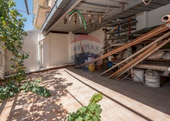 Terrazza - Casa indipendente via Sebastiano Catania
 
28, Catania - foto 48