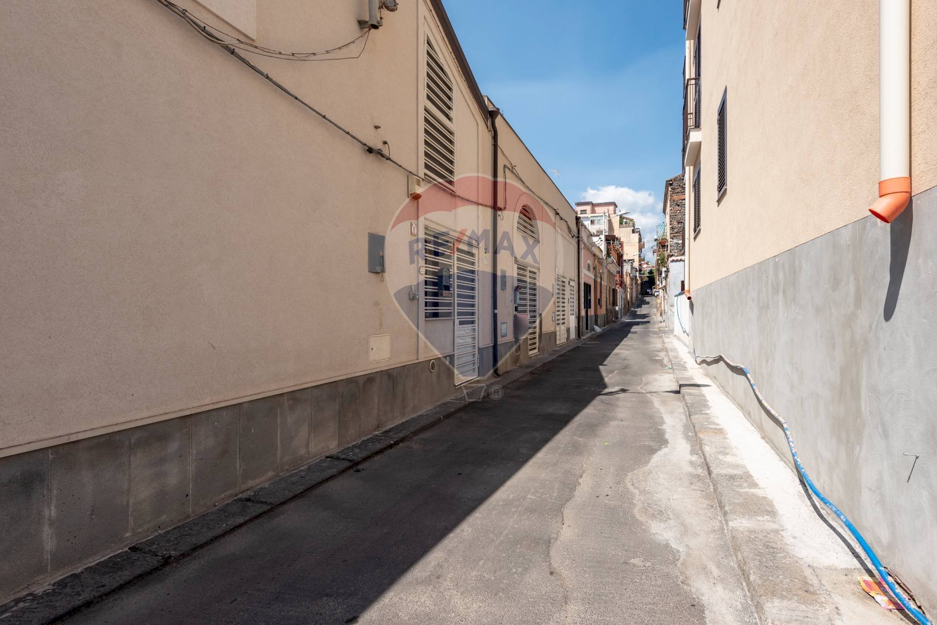 Edificio all\'aperto - Casa indipendente via Ogliastro
5, Catania - foto 3