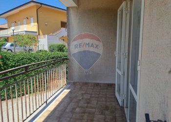 Balcone - Apartment Viale Luigi Ramondetta, sp 12
 
5, Buccheri - photo 16