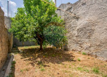 Giardino - Independent house via venezia
 
16, Ferla - photo 5