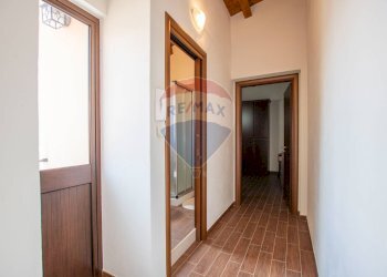 Hall / corridoio - Independent house via venezia
 
16, Ferla - photo 34