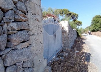 Casa all\'aperto - Terreno edificabile via Manganese, Siracusa - foto 15