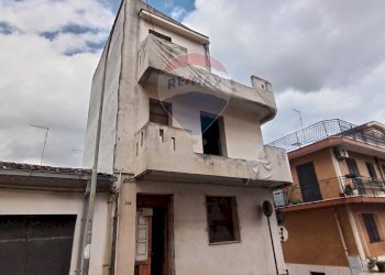 Edificio all\'aperto - Independent house via Magenta
 
218, Canicattini Bagni - photo 8