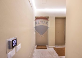 Hall / corridoio - Trilocale Via Del Vecchio Bastione
 
15, Catania - foto 20