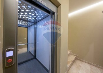 Ricezione / Lobby - Trilocale Via Del Vecchio Bastione
 
15, Catania - foto 21