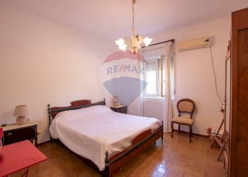 Camera / camera da letto - Villa Via Isola delle Molucche
 
52, Siracusa - foto 24