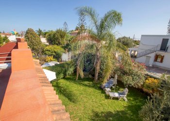 Giardino - Villa Via Isola delle Molucche
 
52, Siracusa - foto 30