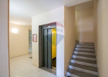 Ricezione / Lobby - Quadrilocale VIA NICOLO' CARBONARO
 
58, Floridia - foto 3