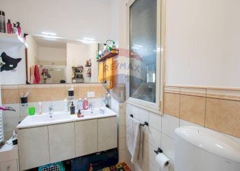 Bagno - Quadrilocale VIA NICOLO' CARBONARO
 
58, Floridia - foto 13