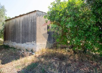 Casa all\'aperto - Terreno agricolo Via per Canicattini
 
38, Canicattini Bagni - foto 18