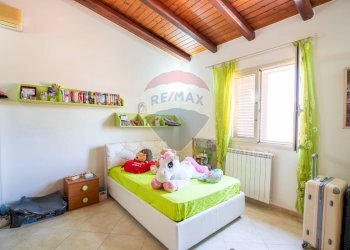 Camera / camera da letto - Villa VIA LIDO SACRAMENTO
 
156, Siracusa - foto 24