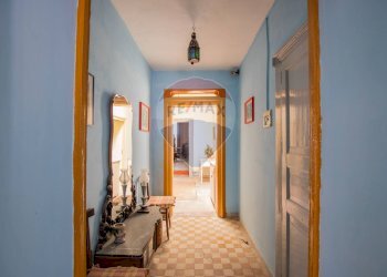 Hall / corridoio - Apartment VIALE REGINA MARGHERITA
 
20, Sortino - photo 11