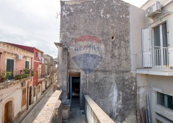 Edificio all\'aperto - Apartment VIALE REGINA MARGHERITA
 
20, Sortino - photo 38