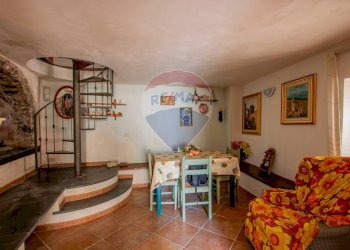 Sala da pranzo - Independent house VIA MASANIELLO
 
41/43, Buccheri - photo 6