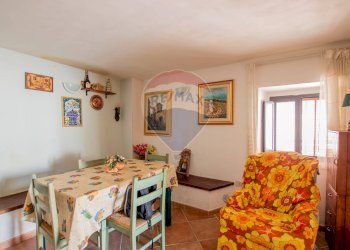 Sala da pranzo - Independent house VIA MASANIELLO
 
41/43, Buccheri - photo 8