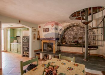 Sala da pranzo - Independent house VIA MASANIELLO
 
41/43, Buccheri - photo 9