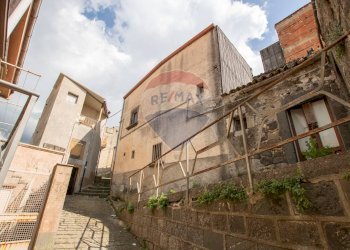 Edificio all\'aperto - Independent house VIA MASANIELLO
 
41/43, Buccheri - photo 29