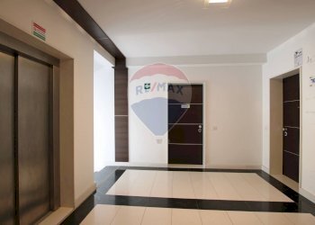 Ricezione / Lobby - Ufficio VIALE SANTA PANAGIA
141, Siracusa - foto 4