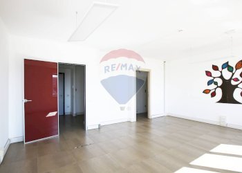 Stanza vuota - Ufficio VIALE SANTA PANAGIA
141, Siracusa - foto 9