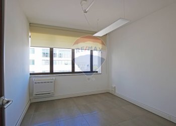 Stanza vuota - Ufficio VIALE SANTA PANAGIA
141, Siracusa - foto 16