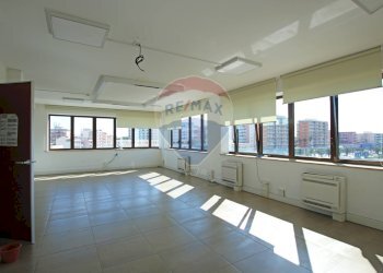 Stanza vuota - Ufficio VIALE SANTA PANAGIA
141, Siracusa - foto 19