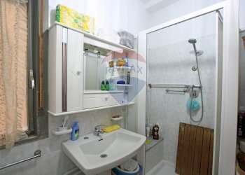 Bagno - Appartamento VIA MONTEGRAPPA
 
81, Siracusa - foto 18