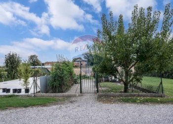 Giardino - Appartamento Via Zappaterra
 
150, Copparo - foto 14