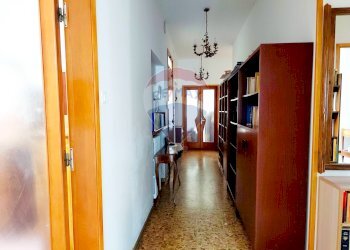 Hall / corridoio - Appartamento Ferrara - foto 3