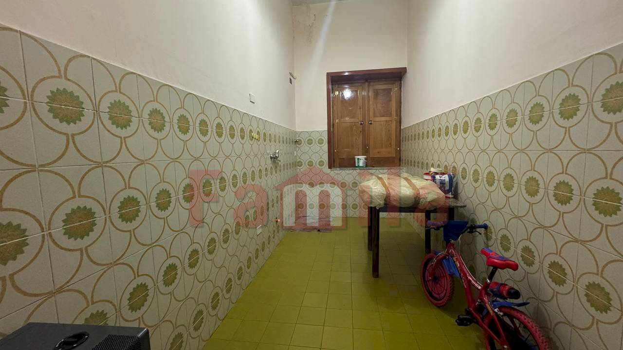 Foto 2 - Commercial Premises Mugnano del Cardinale - photo 2