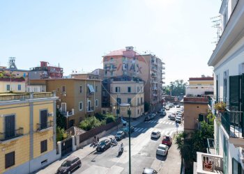 Edificio all\'aperto - Trilocale Via Eurialo
 
17A, Napoli - foto 11