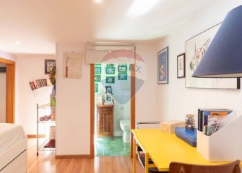 Sala da pranzo - Trilocale Via Eurialo
 
17A, Napoli - foto 28