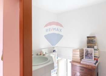 Bagno - Trilocale Via Eurialo
 
17A, Napoli - foto 29