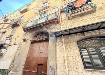 Edificio all\'aperto - Bilocale Via San Pantaleone
 
8, Napoli - foto 14