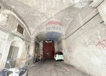Edificio all\'aperto - Bilocale Via San Pantaleone
 
8, Napoli - foto 12