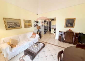 Soggiorno - Bilocale Via San Pantaleone
 
8, Napoli - foto 2