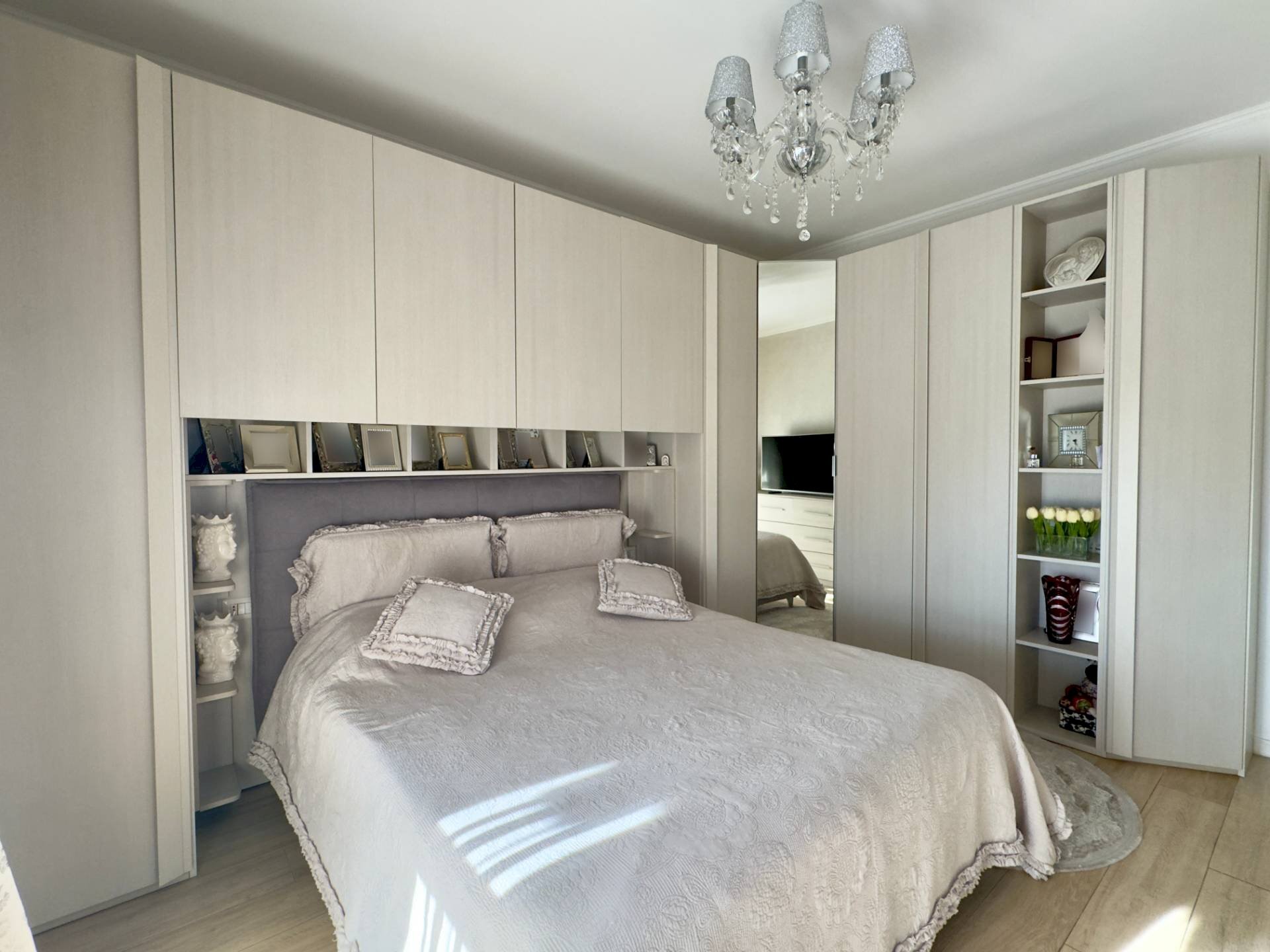 Camera da letto - Three-room apartment Via Achille Grandi
 
39, Cinisello Balsamo - photo 3