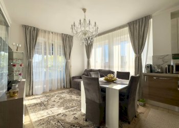 Soggiorno - Three-room apartment Via Achille Grandi
 
39, Cinisello Balsamo - photo 1