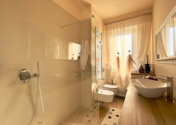 Bagno - Three-room apartment Via Achille Grandi
 
39, Cinisello Balsamo - photo 23