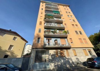 Facciata - Three-room apartment Via Achille Grandi
 
39, Cinisello Balsamo - photo 33