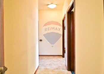 Hall / corridoio - Trilocale piazza repubblica
 
5, Sant'Ilario d'Enza - foto 19