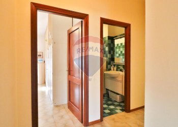 Hall / corridoio - Trilocale piazza repubblica
 
5, Sant'Ilario d'Enza - foto 22