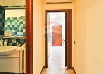 Hall / corridoio - Trilocale piazza repubblica
 
5, Sant'Ilario d'Enza - foto 23