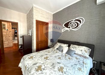 Camera / camera da letto - Quadrilocale Napoli - foto 5