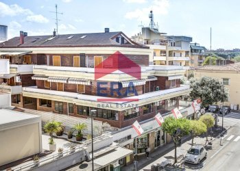 Foto 23 - Trilocale Via Roma
 
27, Pomezia - foto 23