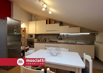 Foto 6 - Attico Via Enrico Mattei
 
35, Castelraimondo - foto 6