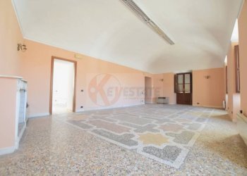 Foto 2 - Ufficio VIA CAVOUR
 
9, Nuoro - foto 2