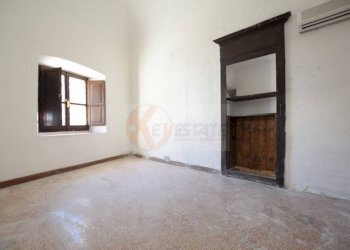 Foto 5 - Locale Commerciale via Camilo Benso Conte di Cavour
 
7, Nuoro - foto 5