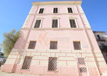 Foto 21 - Locale Commerciale via Camilo Benso Conte di Cavour
 
7, Nuoro - foto 21